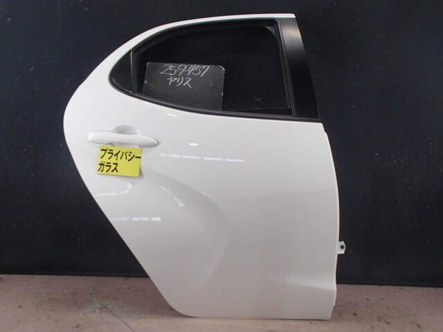 ヤリス MXPA15 リヤ右ドア 040 67003-K0090拍卖