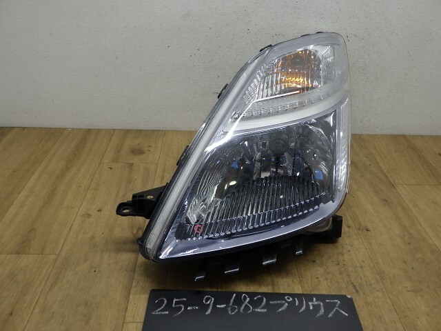 プリウス  NHW20 左ヘッドランプ ライト レンズ  1F7 コイト 47-23 81150-47140拍卖