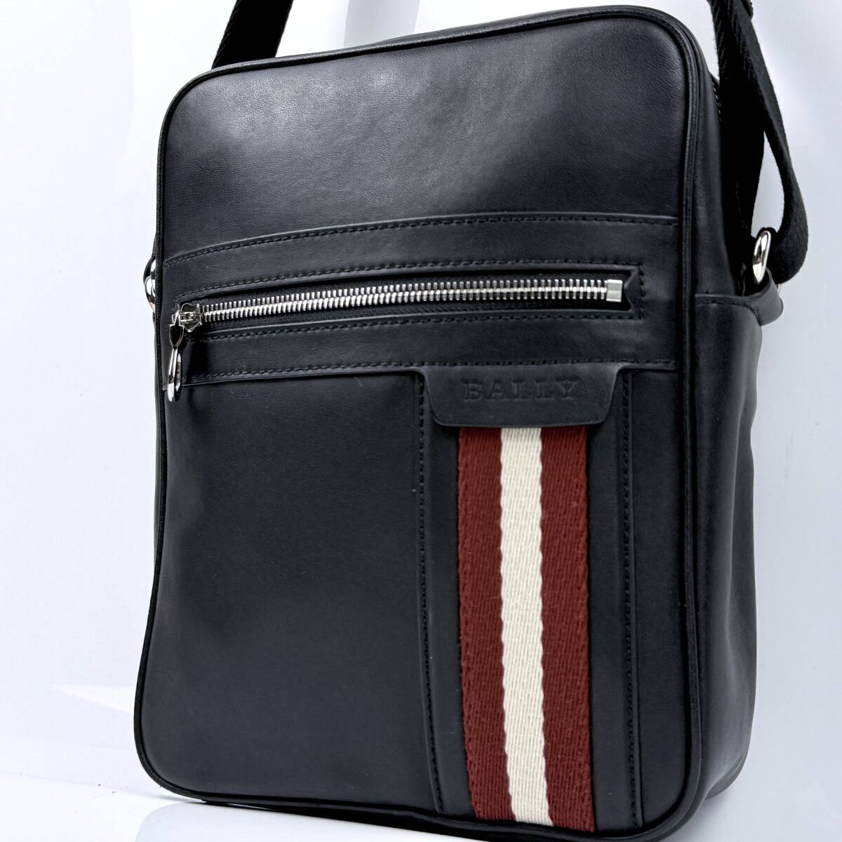 現行×定価20万×超美品●Bally バリー ショルダーバッグ サコッシュ ボディ トレスポ ビジネス レザー メンズ 斜め掛け 本革 ブラック 黒拍卖