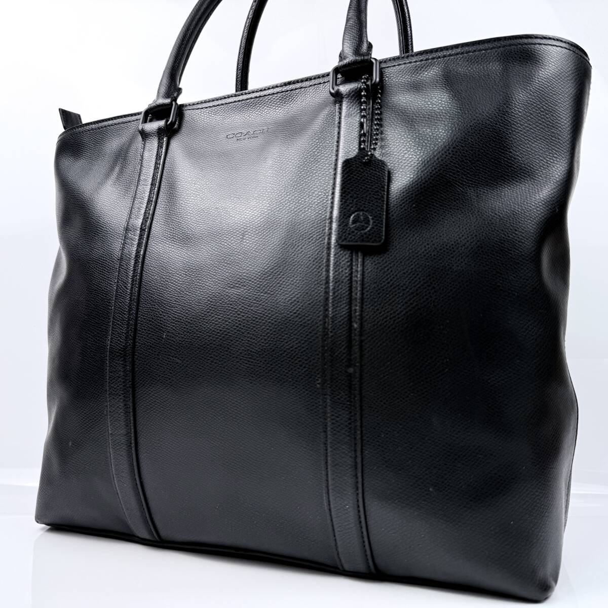 美品 COACH コーチ トートバッグ メルセデスベンツ コラボ メトロポリタン レザー 本革 肩掛け A4可 大容量 ビジネス 通勤 ブラック メンズ拍卖