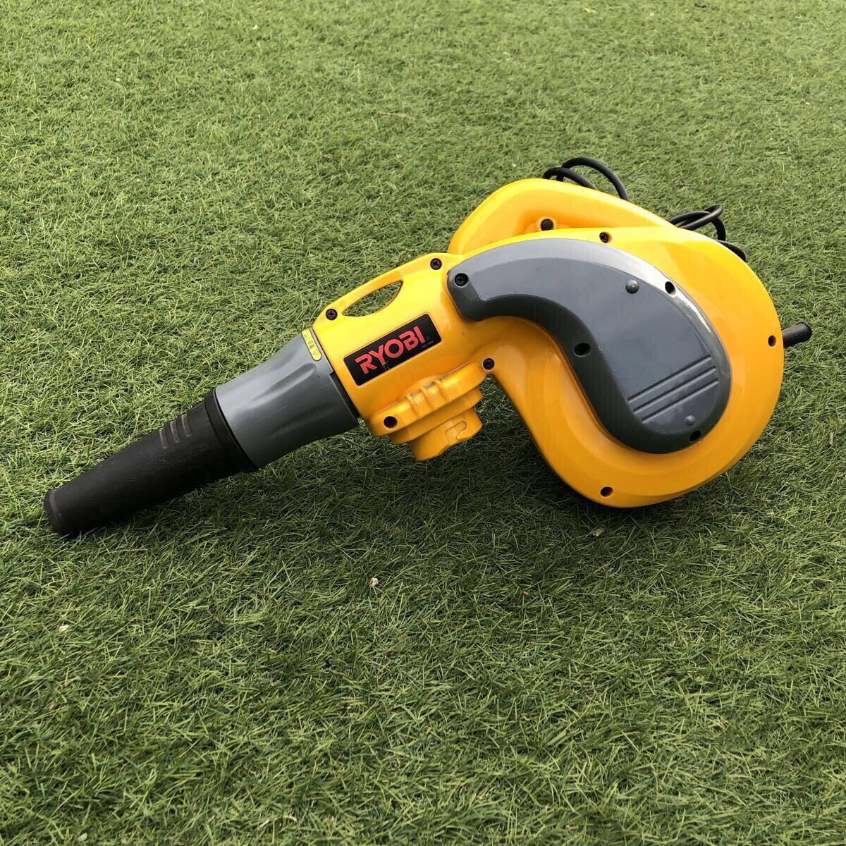 【動作品】リョービ RYOBI PSV-600 ポータブルブロワバキューム 吹き寄せ 集塵 粉砕 2L集じん容量 100V 650W ハンディタイプ 清掃 送風機拍卖