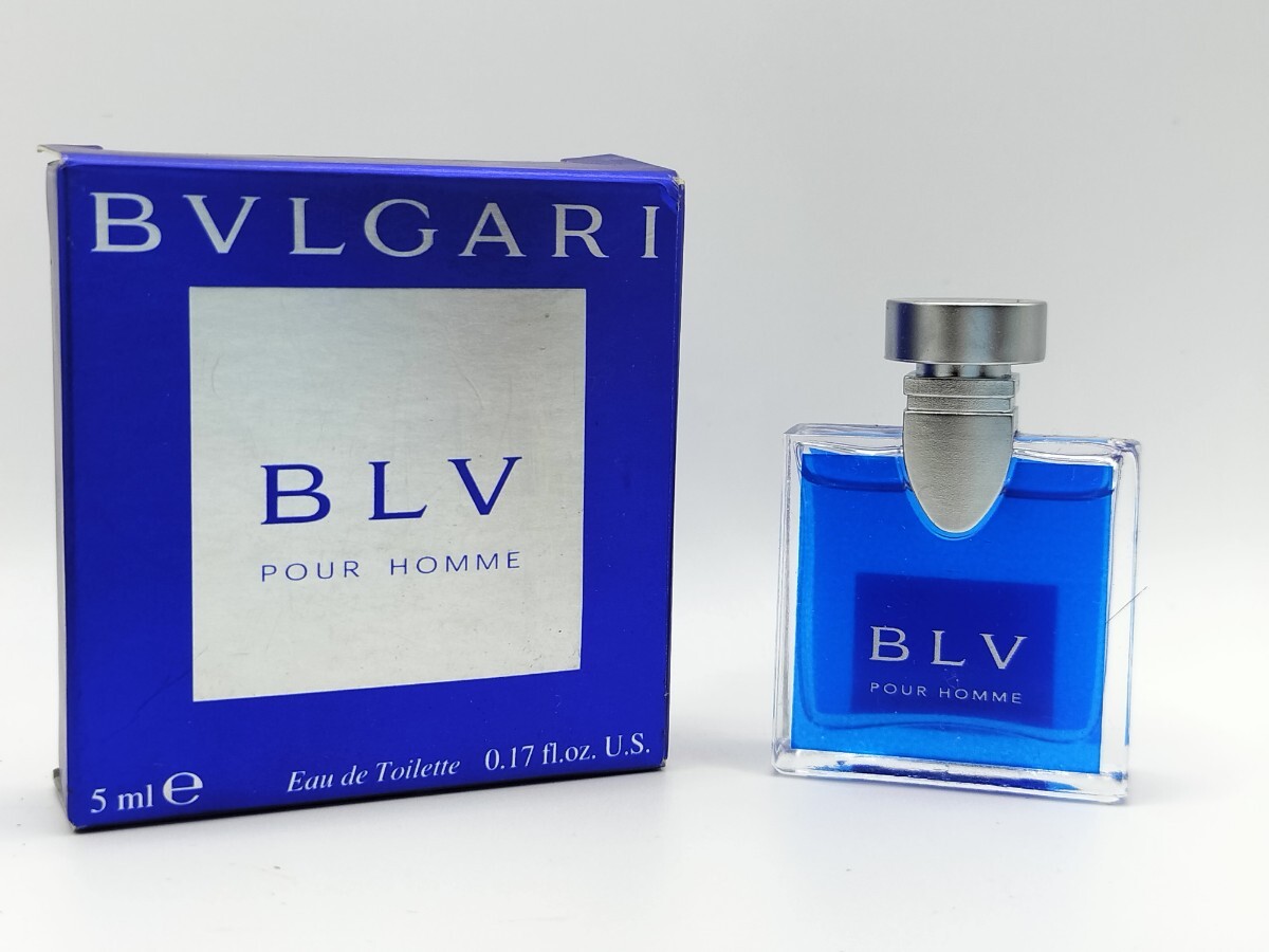 BVLGARI ブルガリ BLV プールオム 5ml オードトワレ ミニ香水 ミニボトル イタリア製 箱付き 品番770663拍卖