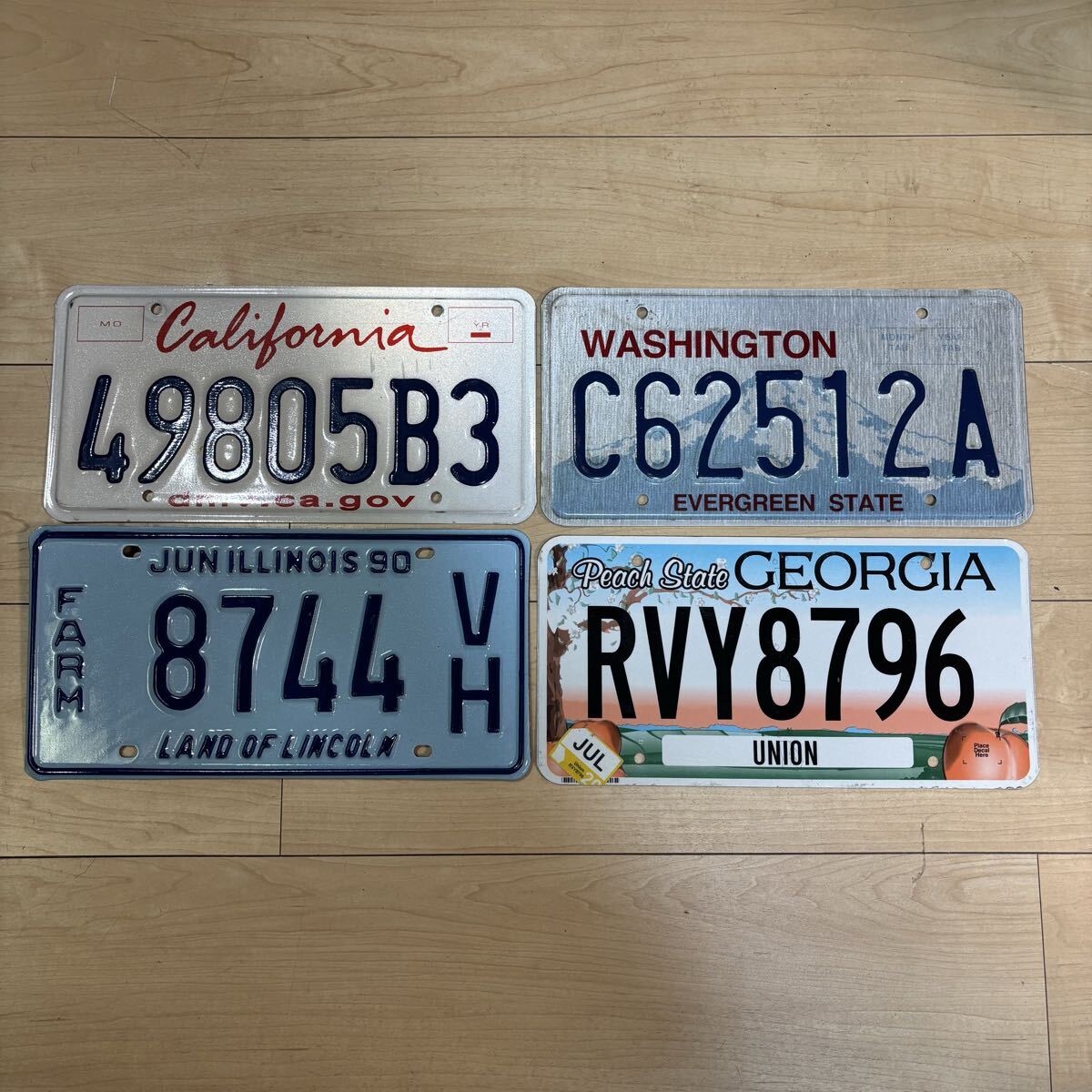 州違い4枚セットアメリカナンバープレート ライセンスプレート検)アメリカ雑貨ガレージ雑貨アメ車シボレーダッジフォード店舗什器8拍卖