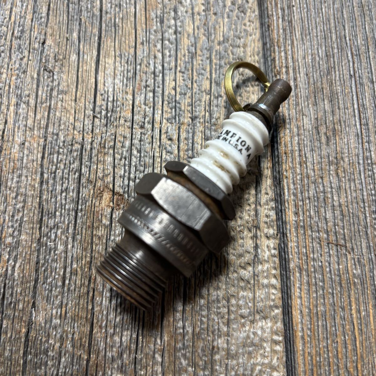 送料無料ヴィンテージ チャンピオンスパークプラグキーホルダー検)アメリカ雑貨ガレージ雑貨アメ車シボレーフォードグッドリッジ拍卖