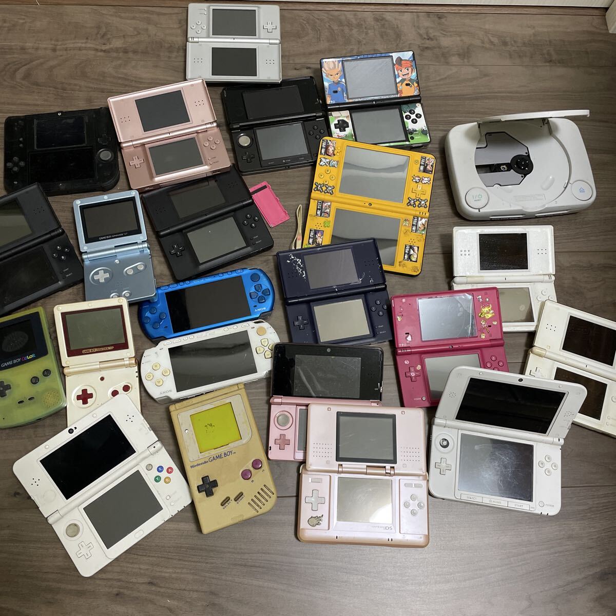 当時物 DS 3DS Nintendo PSP ゲームボーイ 3DSLL 任天堂 ゲーム機 LL まとめ売り23台 ジャンク 動作未確認拍卖