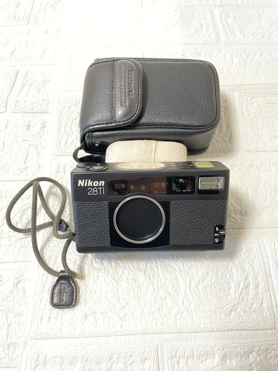 Nikon 28Ti 美品 コンパクトフィルムカメラ 動作品 希少品 31年前のフィルムカメラ拍卖