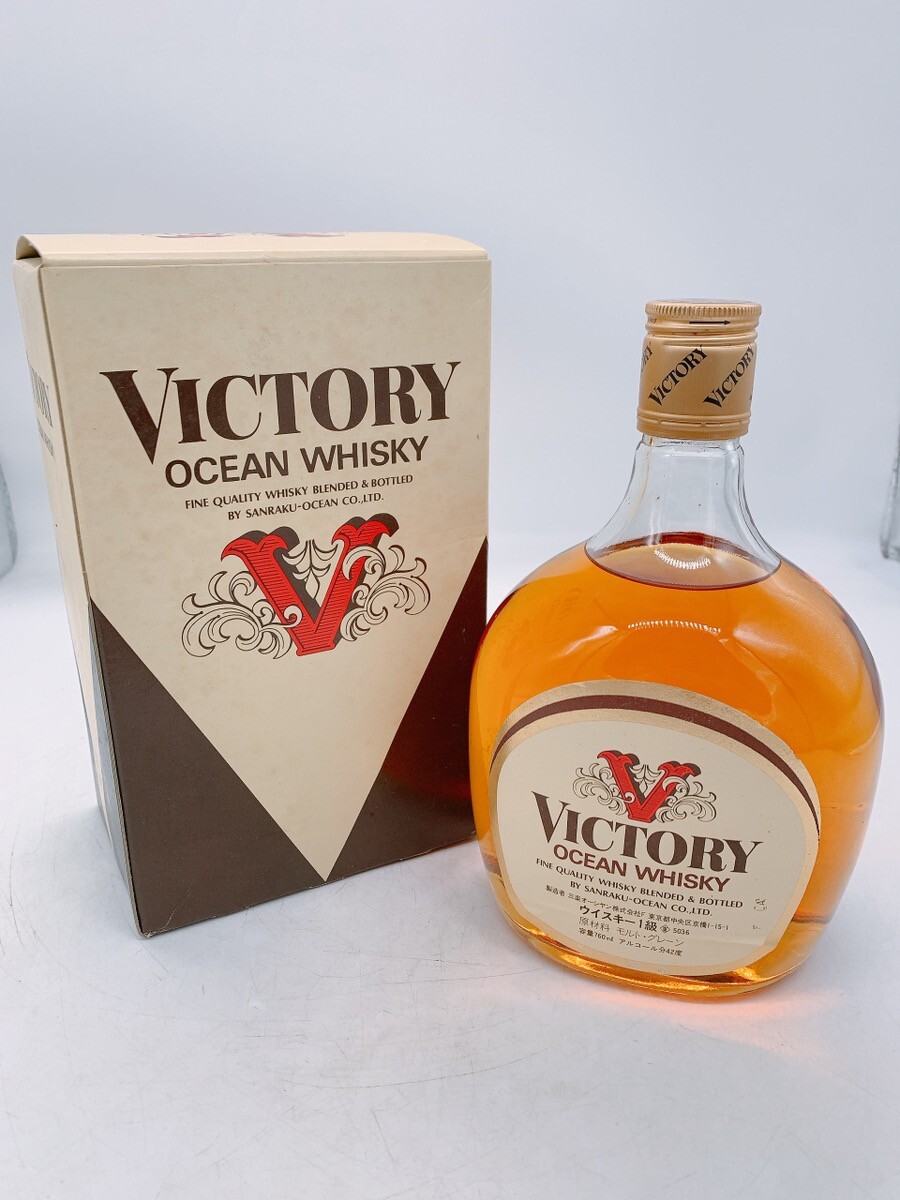 未開栓 長期保管品 OCEAN WHISKY VICTORY オーシャン ウイスキー ビクトリー ウイスキー1級 三楽 760ml 42度 元箱付き 古酒 1023か3 E1 60拍卖