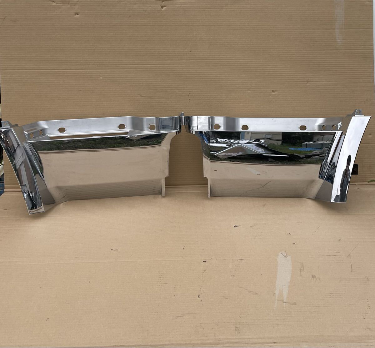 三菱ふそう 大型車 左右サイドウォールステップ スーパーグレート MK674747-MK674748拍卖