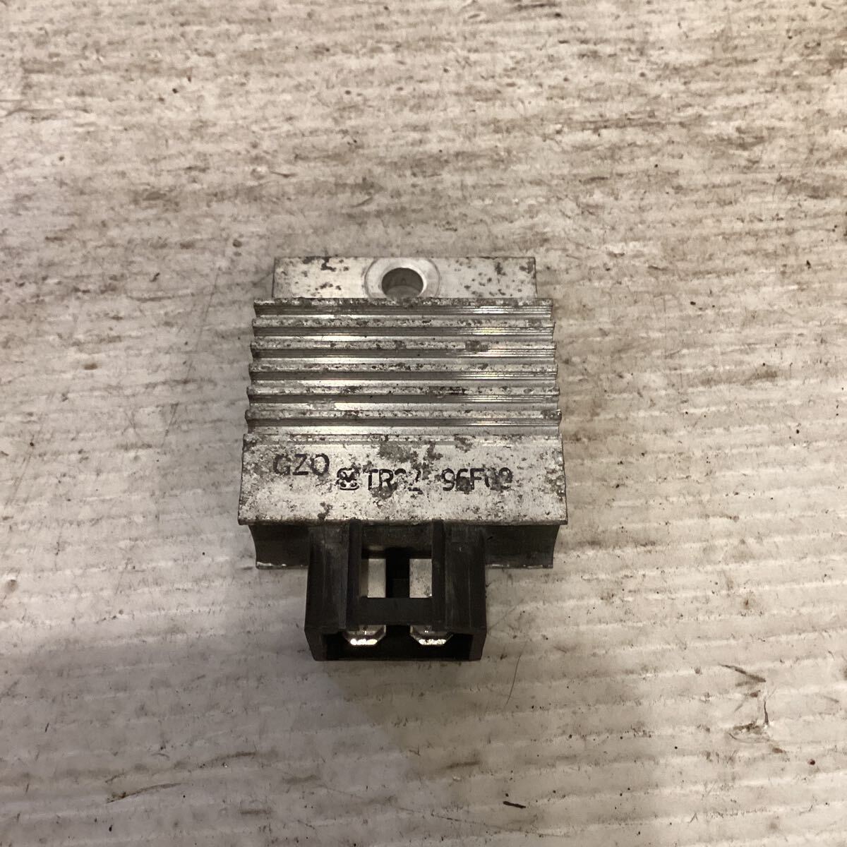 A52-20 ホンダ タクト AF24 レギュレーター 動作確認済み 純正部品拍卖