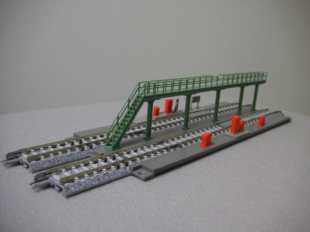 ★☆トミックス 機関区用 点検台等(点検台、台座、S140・S70レール各2本、機器パーツ) 拍卖