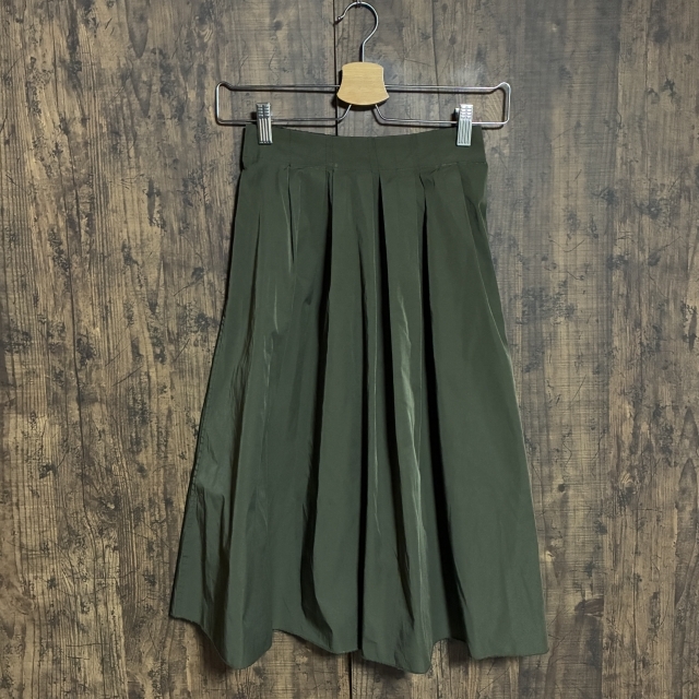 C42◇ZARA BASIC | ザラベーシック プリーツスカート オリーブグリーン レディース XSサイズ 中古品拍卖