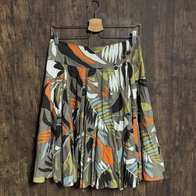 C47◇Chesty | チェスティ フレアスカート リーフ柄 ブラウン×マルチカラー レディース 1サイズ 中古品拍卖