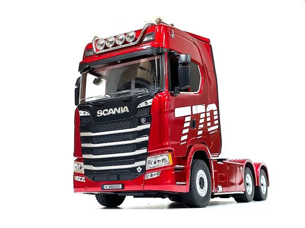 【ライセンスモデル】Huina 1501 1/18 2.4GHz 19Ch 4x4 RTR Scania(スカニア)770S V8 トレーラーヘッド ラジコン ◎トラクターヘッド拍卖