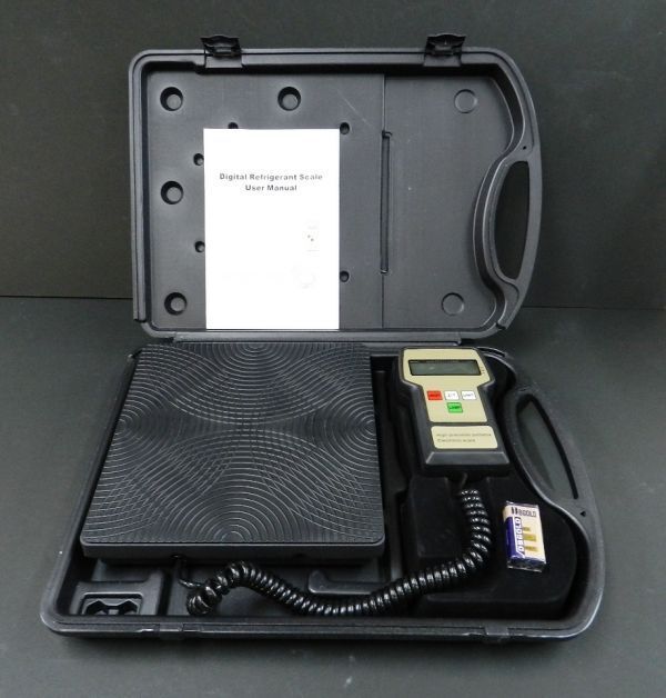 コンパクトデジタルチャージングスケール【5g単位で最大70kgまで計量可能】持ち運び・保管に便利な専用ハードケース付☆デジタル台はかり拍卖