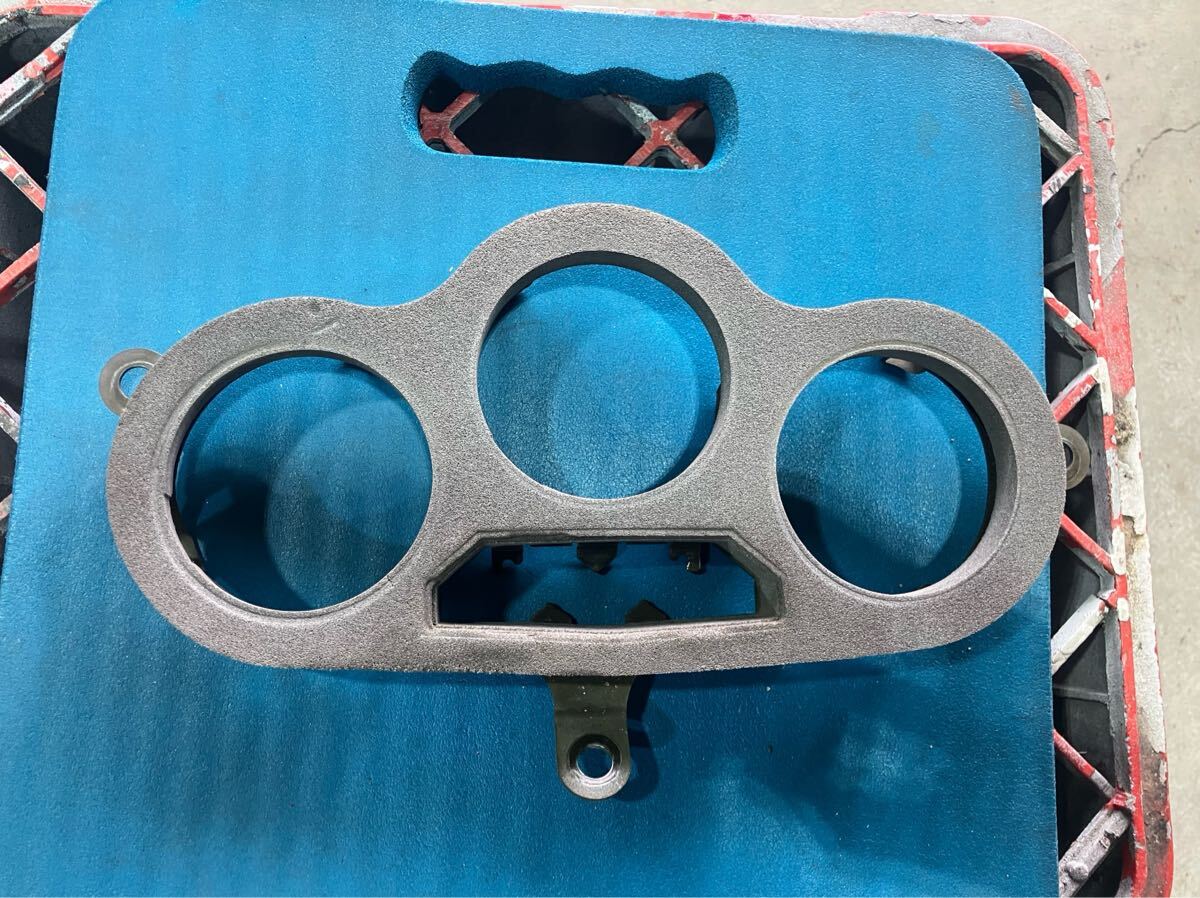 送料込み!希少!SUZUKI ガンマ250 RG250 GJ21B メーターパネル メーターステー 中古 良品拍卖