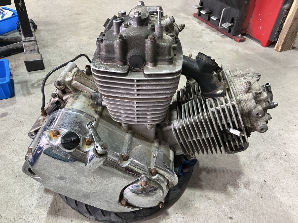 1円スタート!SUZUKI イントルーダー250 中古 実働エンジン 訳あり リペア用 拍卖