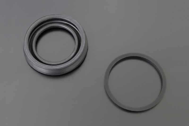 81-3150 1/Z2 フロントキャリパーピストンシールセット拍卖