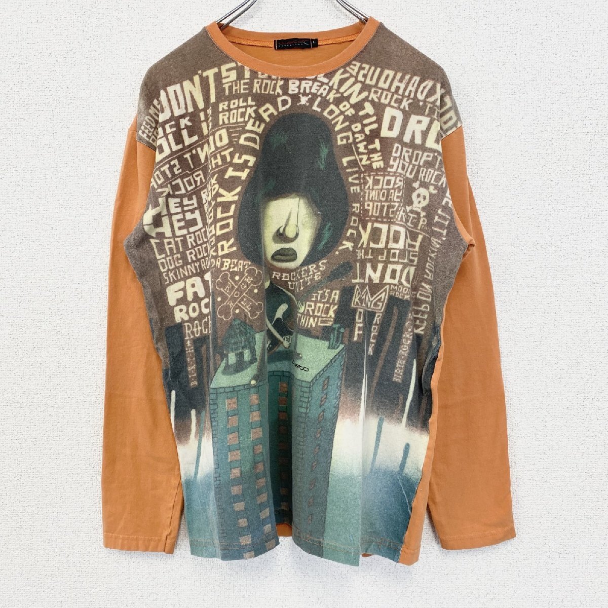 古着 used CUSUCO クスコ 長袖プリントTシャツ エレキギター 個性的 クルーネック オレンジ レトロ Lサイズ拍卖