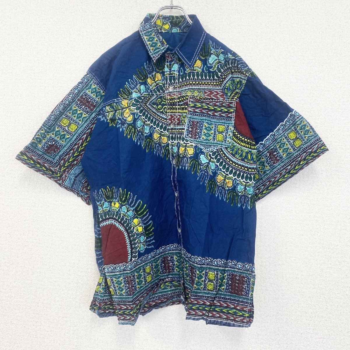 古着 used 半袖プリント総柄シャツ レトロデザイン 幾何学模様 胸ポケット ボヘミアン 個性派 ブルー 青拍卖
