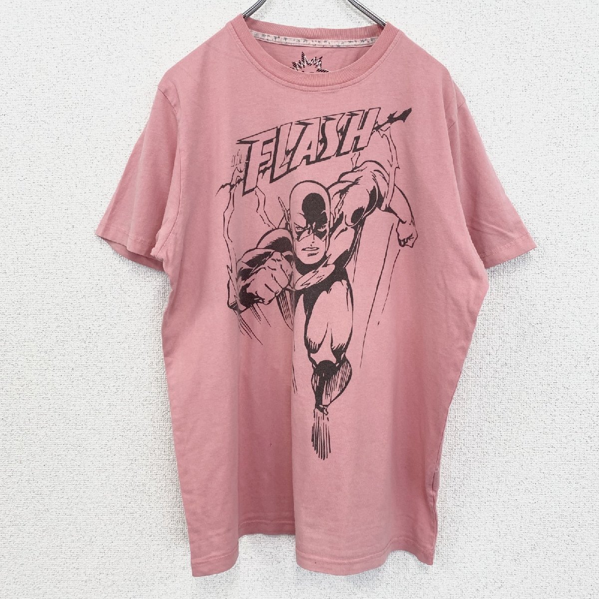 古着 used 半袖プリントTシャツ フラッシュ DCヒーロー ピンク クルーネック レトロデザイン Lサイズ拍卖