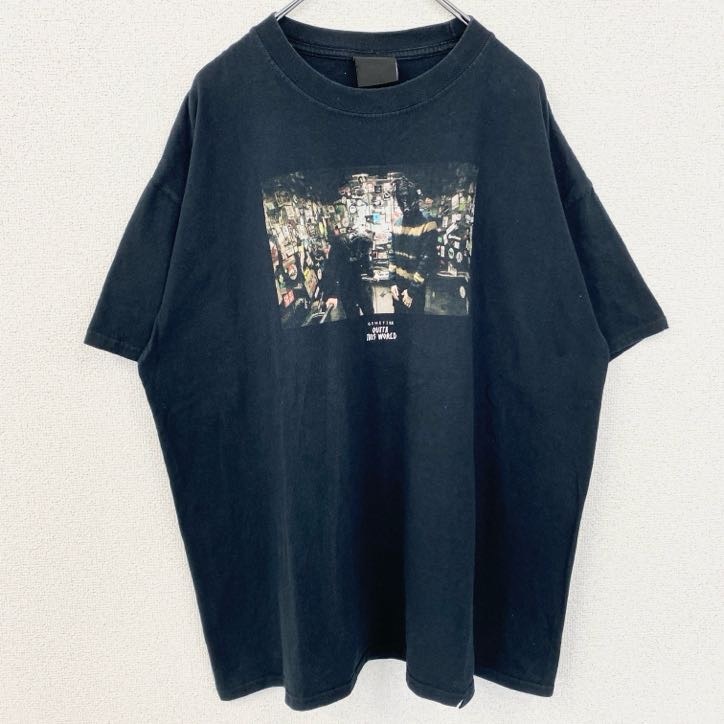 古着 used OUTTA THIS WORLD 半袖フォトプリントTシャツ クルーネック 黒 ブラック 春夏服 XLサイズ拍卖
