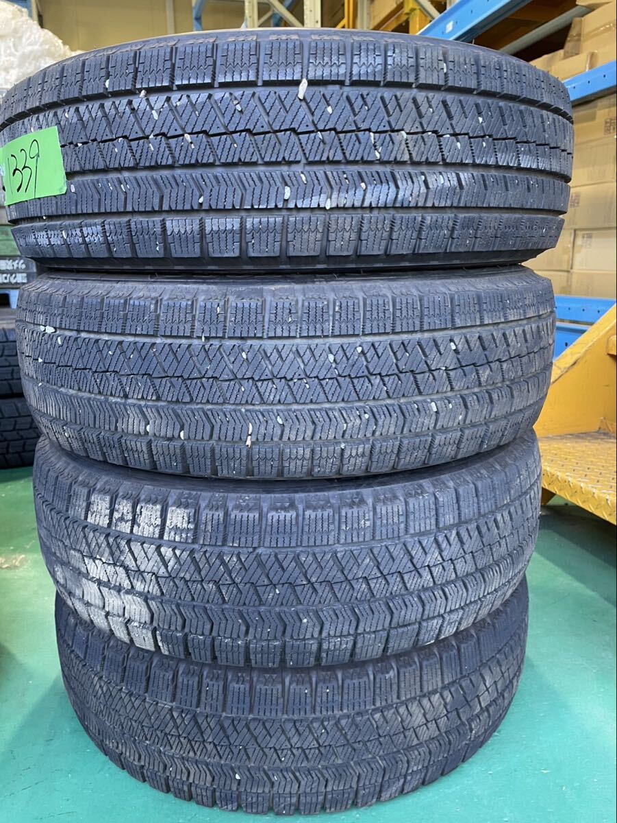 【1339】15インチ スタッドレス BRIDGESTONE BLIZZAK VRX2 175/65R15 84Q 冬用 2022年製 8分山 中古タイヤ 4本セット拍卖