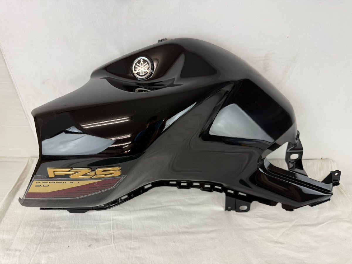 【B級品】YAMAHA 純正 FZSーFI デラックス 左タンクサイドカバー 【ブラック】 #B4G-XF412-20-P0 新品未使用拍卖