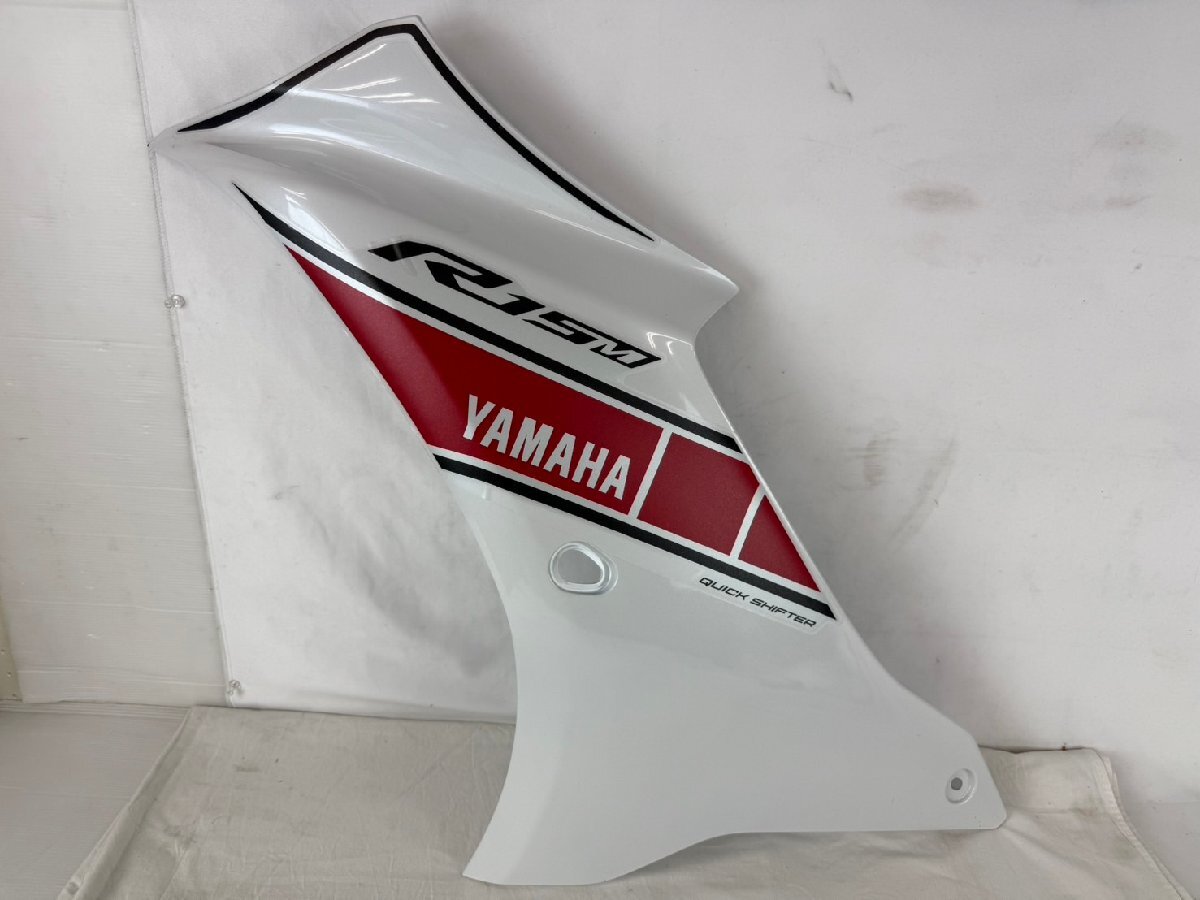 YAMAHA 純正 R15M インド仕様 ミドルアッパーカウル 左 WGP50thカラー #BCW-XF836-00-P3 新品未使用拍卖