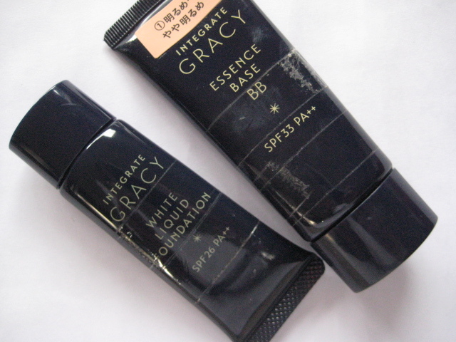 V33 インテグレートグレイシィ エッセンスベースBB ファンデーション 2個拍卖