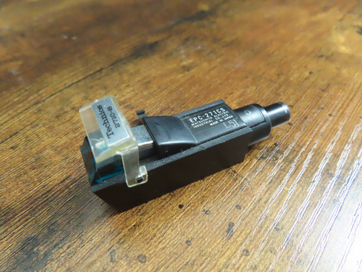 再生良好 Technics(テクニクス) EPC-271CS ヘッドシェル 一体型 MM型カートリッジ No.584拍卖