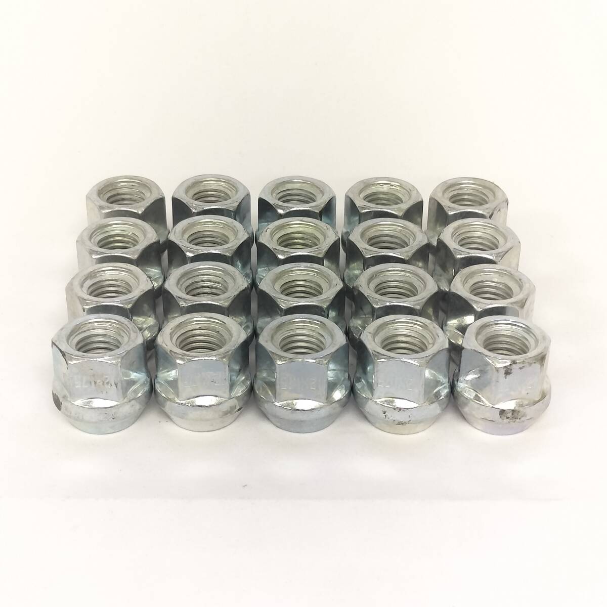 ホイールナット M12 x P1.75 19HEX 21mm シルバー 貫通タイプ 20個セット 新品未使用品 アメ車 フォード など 〈0078〉 特価品!拍卖