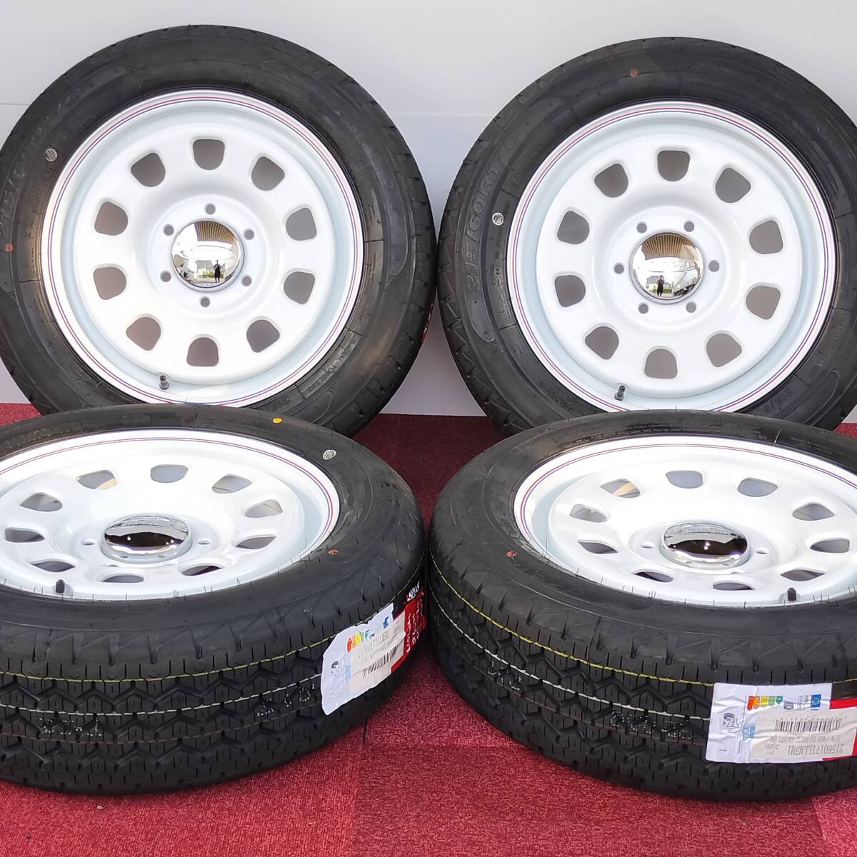 デイトナ ホワイト 17-6.5J 6H139.7 +38 ILINK L-MAX9 215/60R17 109/107T 8PR ハイエース レジアスエース 200系 特価品! 01-2594S拍卖