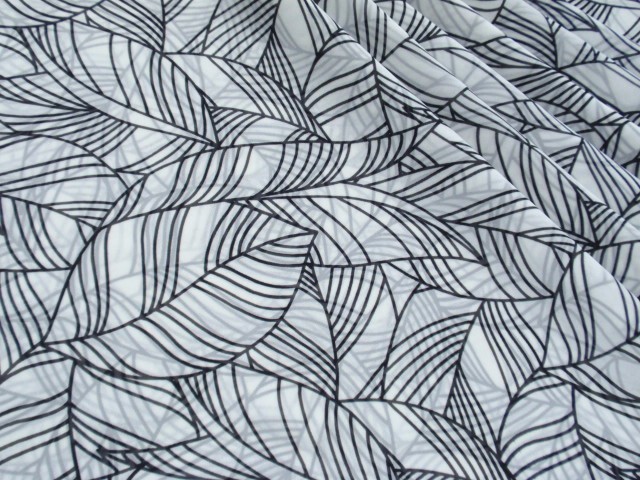即決♪3m モダンリーフ柄 シフォン アウトライン葉柄 薄地 透過有 白 黒♪拍卖