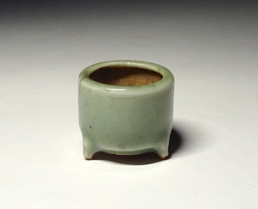 緑屋c■ 中国古玩 青磁 線香立 豆香炉 唐物 時代物 i9/10-6303/29-6#60拍卖