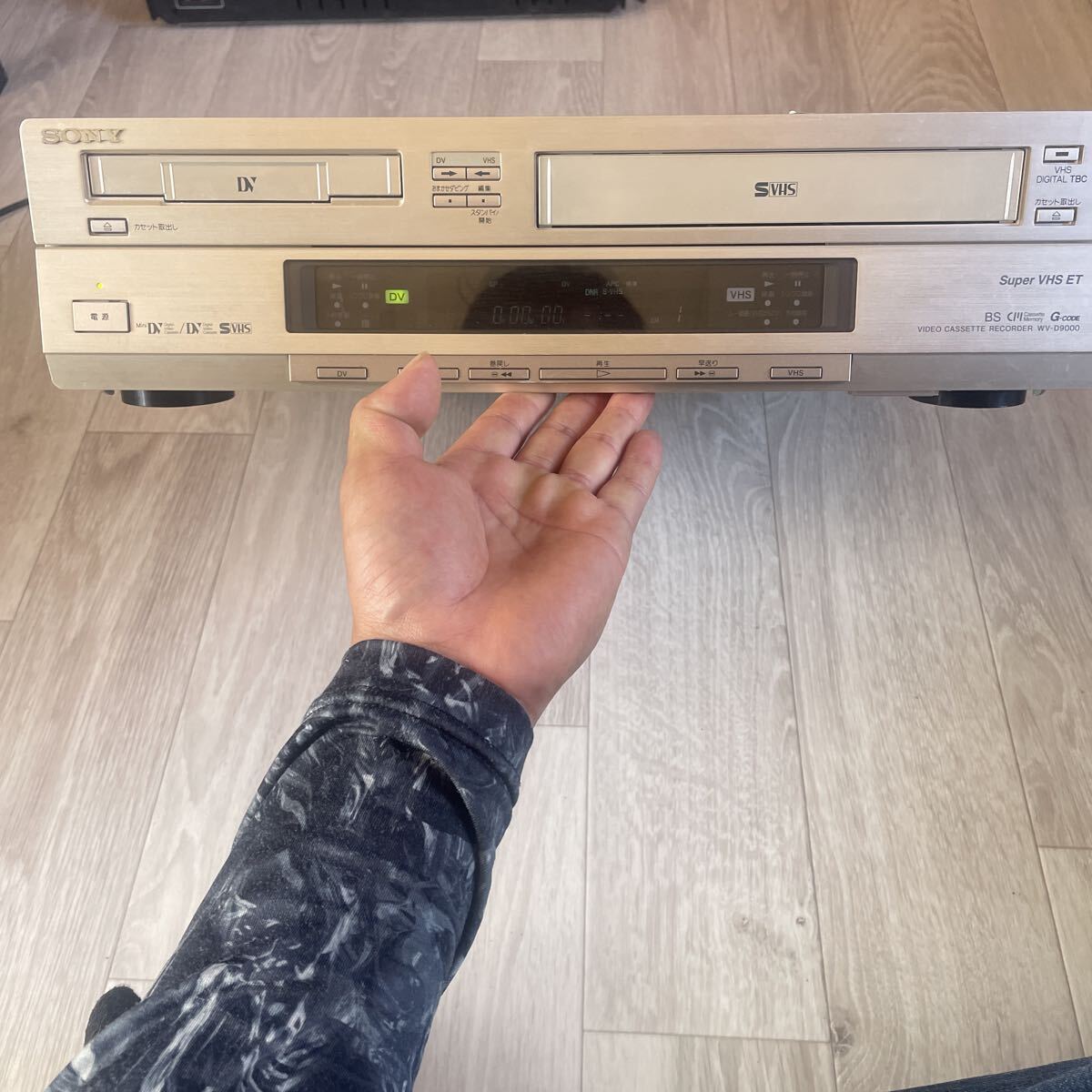 【中古】 SONY WV-D9000 DV通電確認拍卖