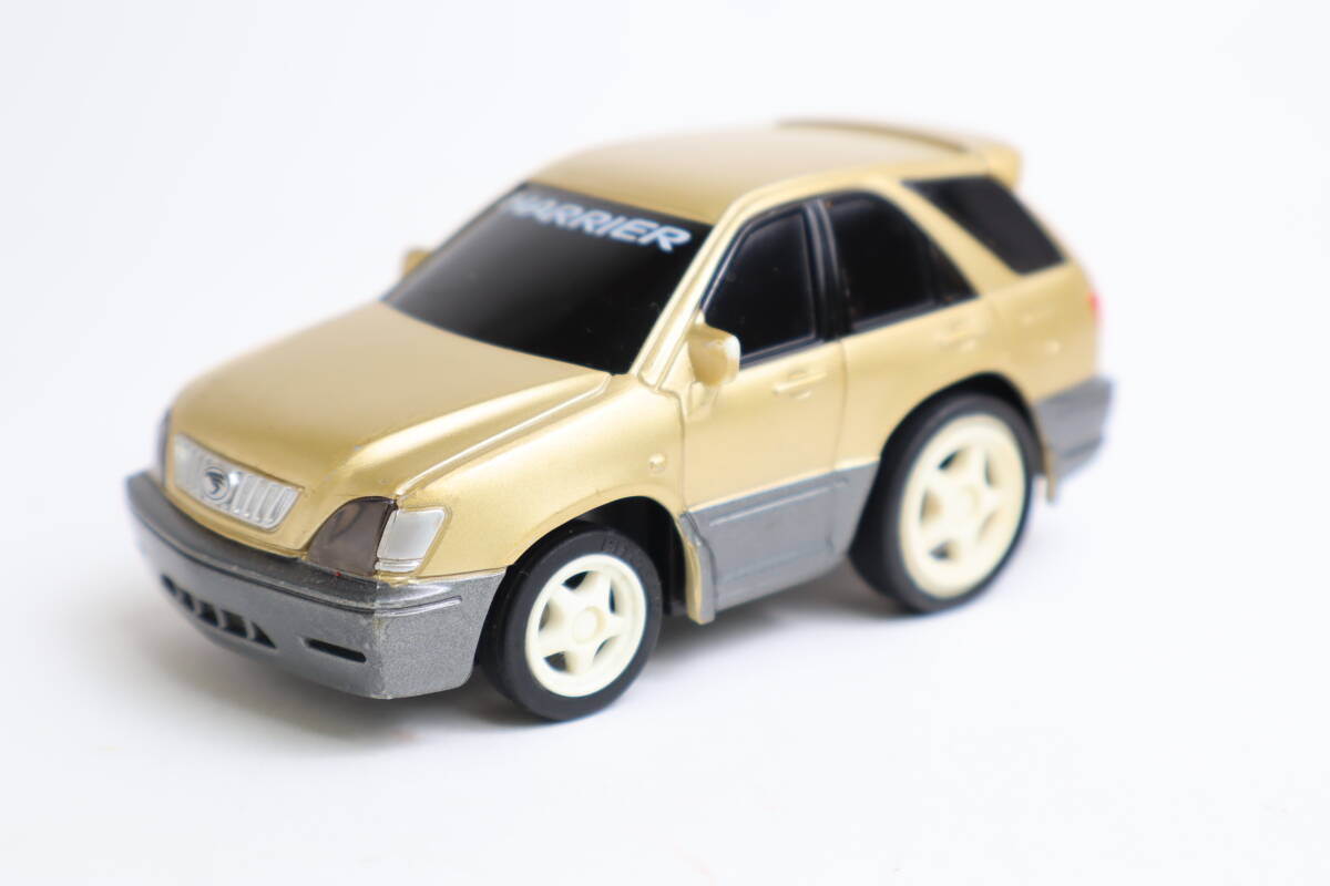 TOYOTA トヨタ HARRIER ハリアー ゴールド プルバックカー拍卖