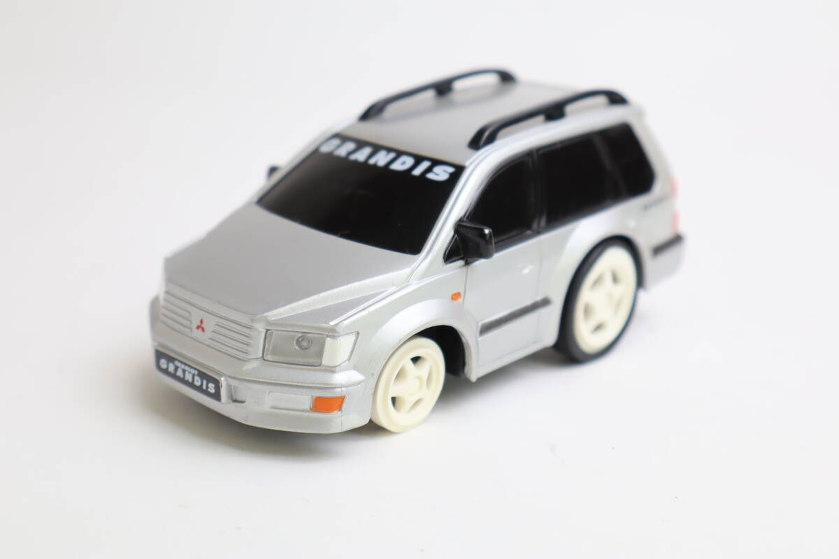 MITSUBISHI 三菱 GRANDIS グランディス プルバックカー拍卖