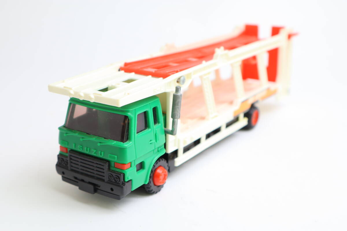 TOMY トミー 1977 ISUZU CAR CARRIER拍卖