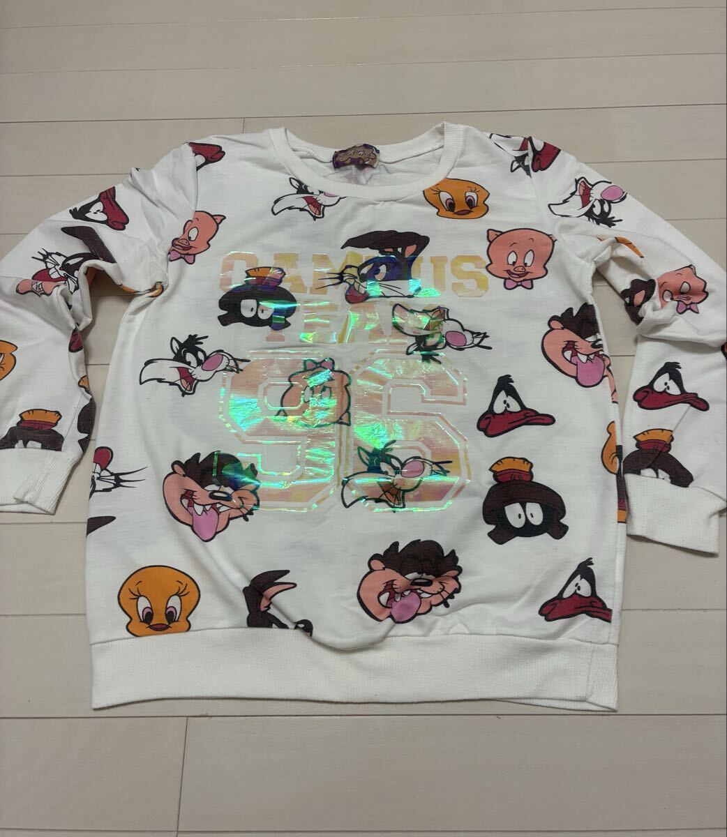 ★ルーニートゥーンズ・トゥイーティー・ダッフィーダック・シルベスター・マービン・ コヨーテ・総柄・長袖トレーナー★拍卖