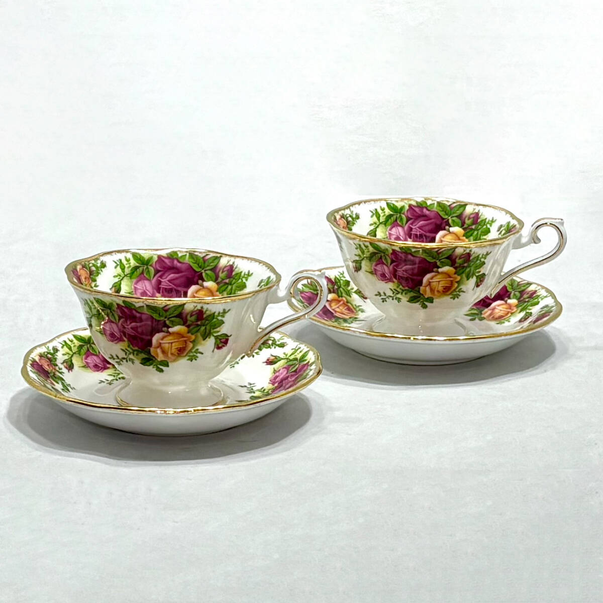 【美品】ROYAL ALBERT オールドカントリーローズ ティーカップ&ソーサー(2客)拍卖
