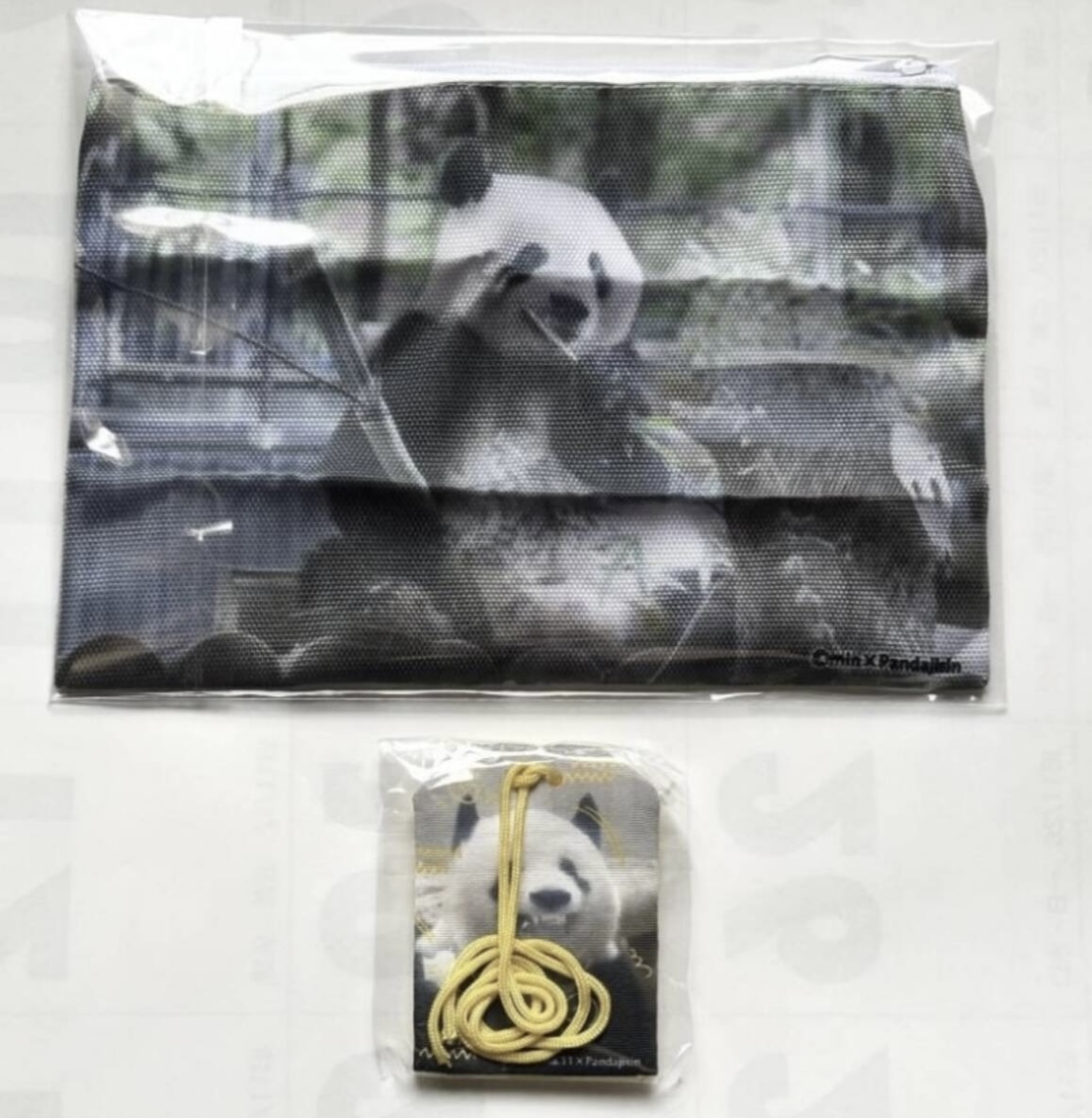 おもしろシャンポーチ & お守り(金運) セット ◆ パンダ自身フェス 限定ガチャ 上野動物園 上野松坂屋 シャンシャン ジャイアントパンダ拍卖
