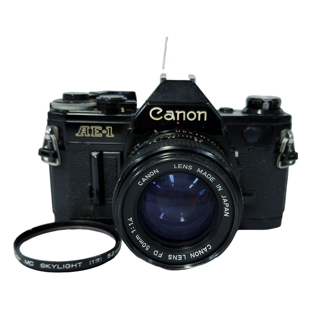 【返品保証】 キャノン Canon AE-1 ブラック New FD 50mm F1.4 ボディ レンズセット Z30拍卖