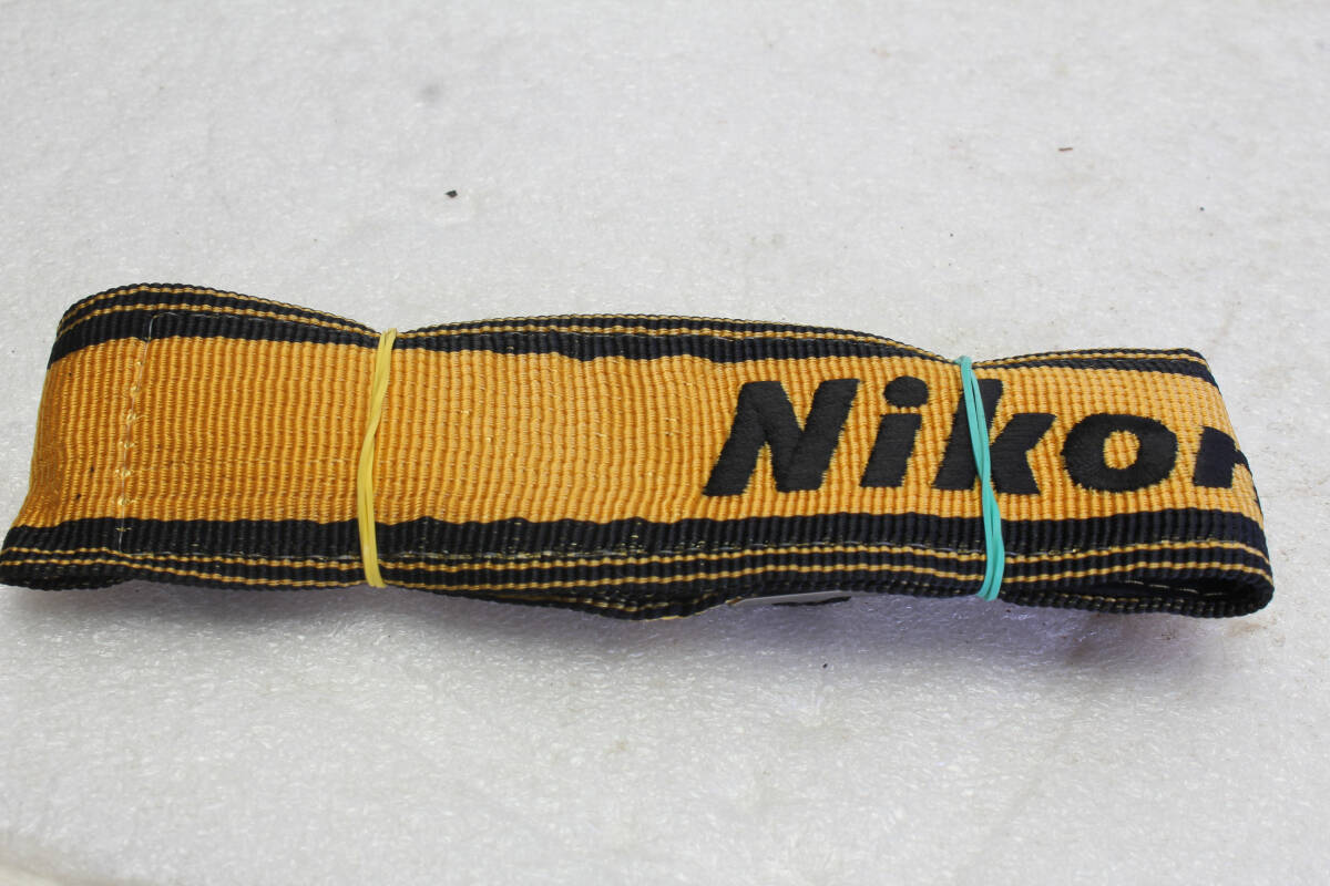 送料無料。中古。ニコン Nikon カメラストラップ 管理1-251005r拍卖