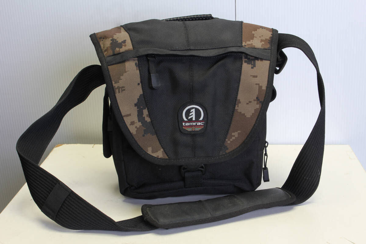 送料無料。中古。タムラック tamrac Model 5533 Adventure Messenger 3 5533 #5533 (カモフラージュ) 仕切り無し 管理1-2503134795y拍卖