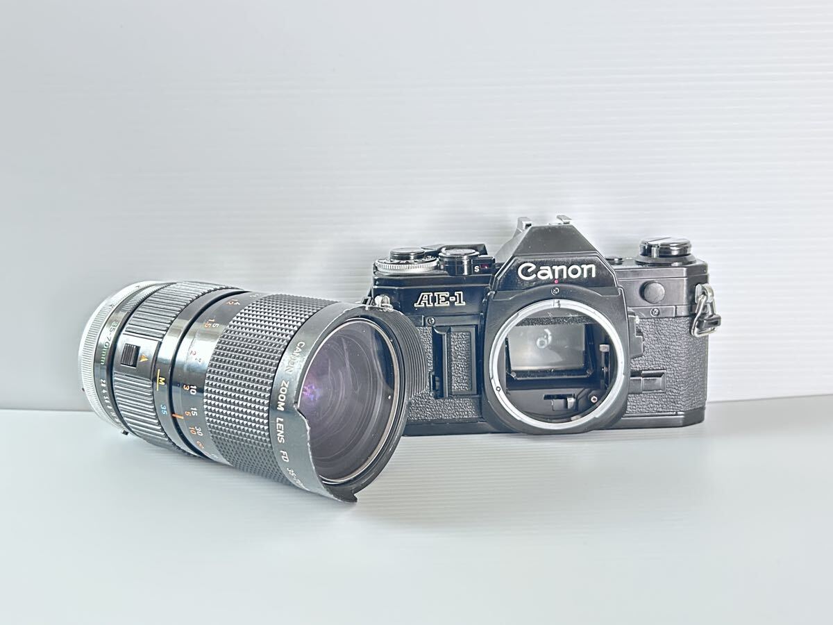 258 送料無料 Canon AE-1 ブラック FD 35-70mm 1:2.8-3.5 レンズ フィルムカメラ キャノン 黒拍卖