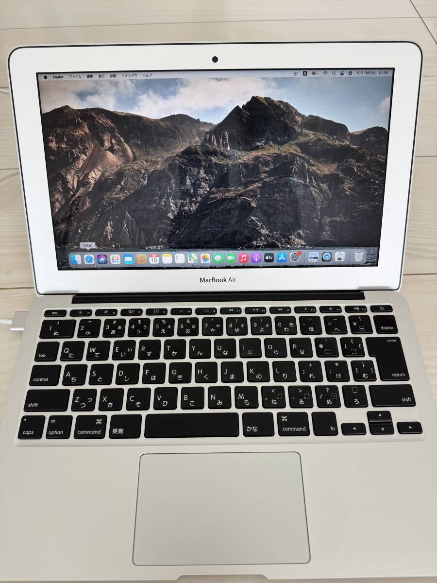 MacBookAirマックブックエアー11インチ美品 完動品拍卖