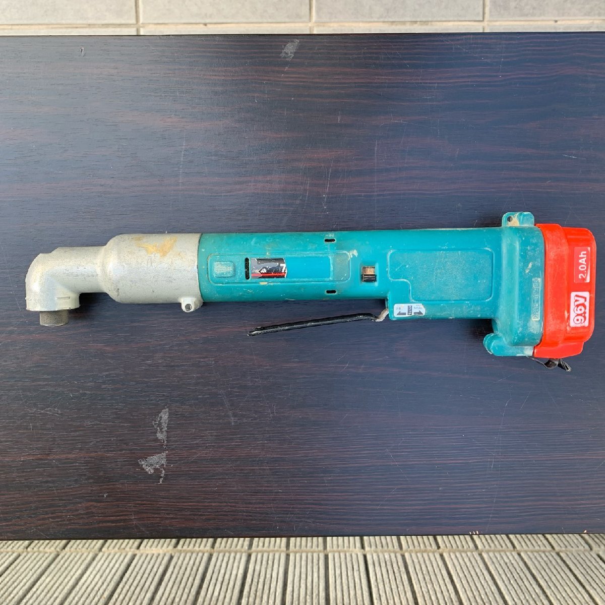 中古品 ★ マキタ 9.6V 充電式アングルインパクトドライバ 6940D バッテリー付き★ makita拍卖