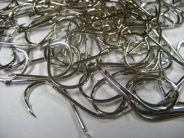 工場直チヌ 8号 白 ハーフ100本入り 即決拍卖