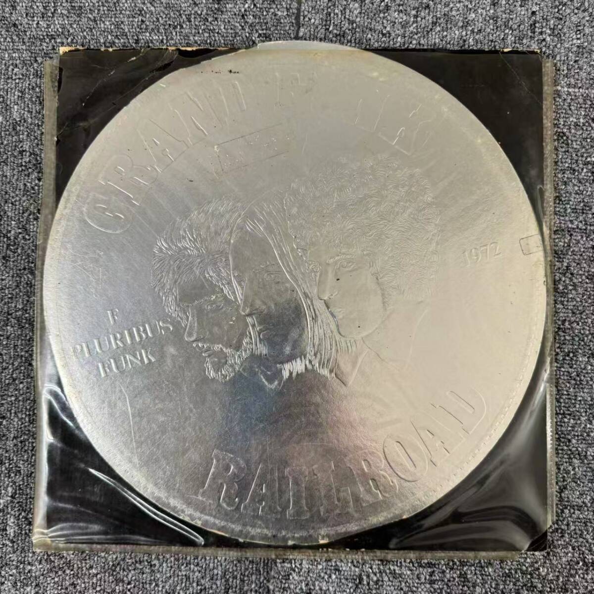 コイン型ジャケット/Grand Funk Railroad「E Pluribus Funk」LP(12インチ)/Capitol Records(CP-9023)/ロック/SNJ100853拍卖