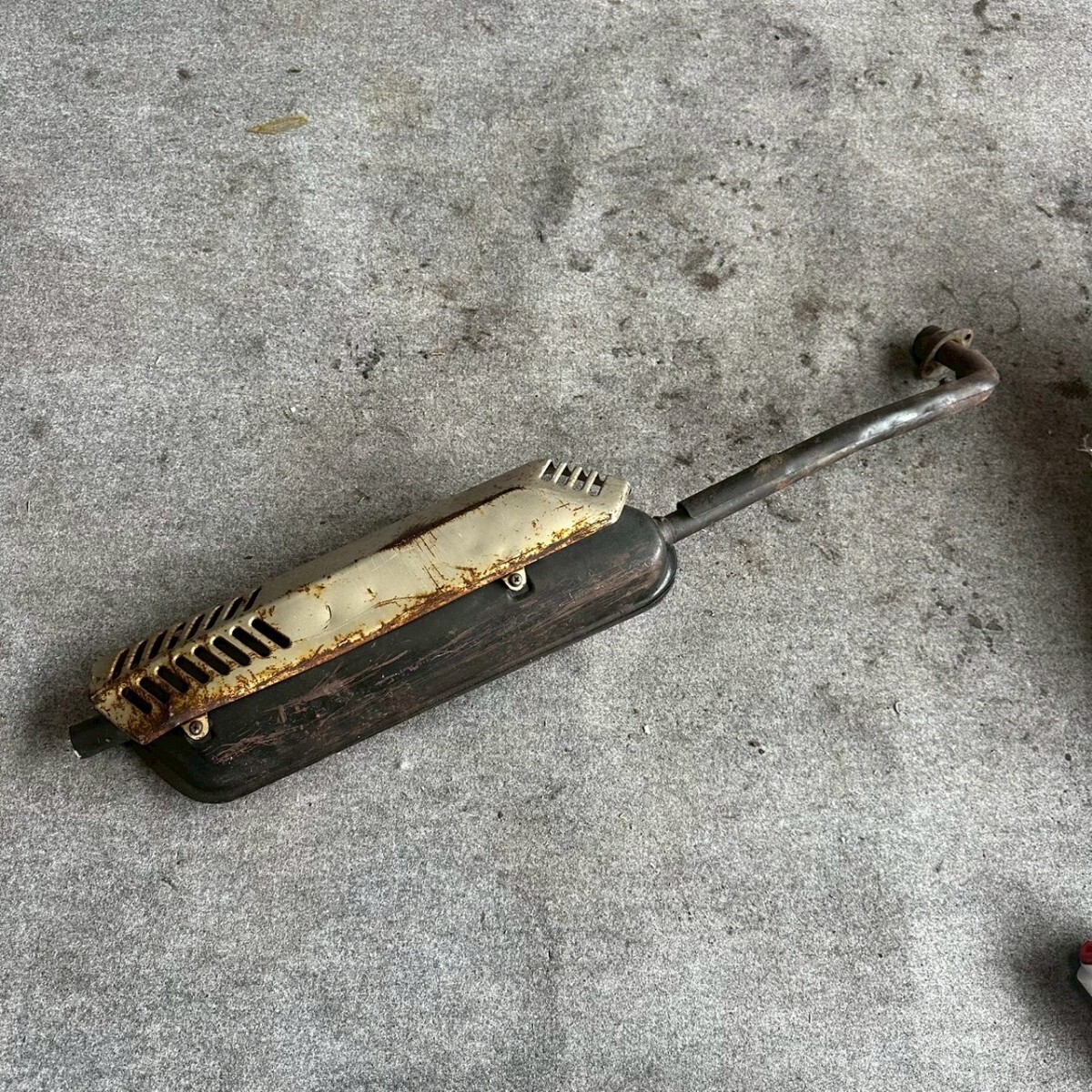 角目シャリー シャリー マフラー 6v 12V 純正マフラー 初期 2型 3型 cf50 cf70 HONDA拍卖